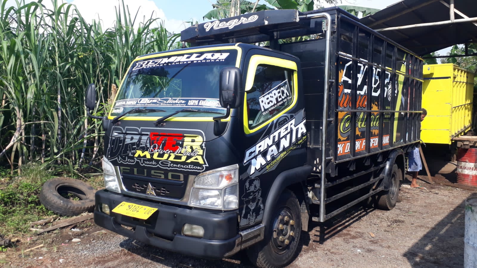 2010 Mitsubishi L300 Pickup Standard Bekas 2010 Mitsubishi L300 Pickup Standard Bekas