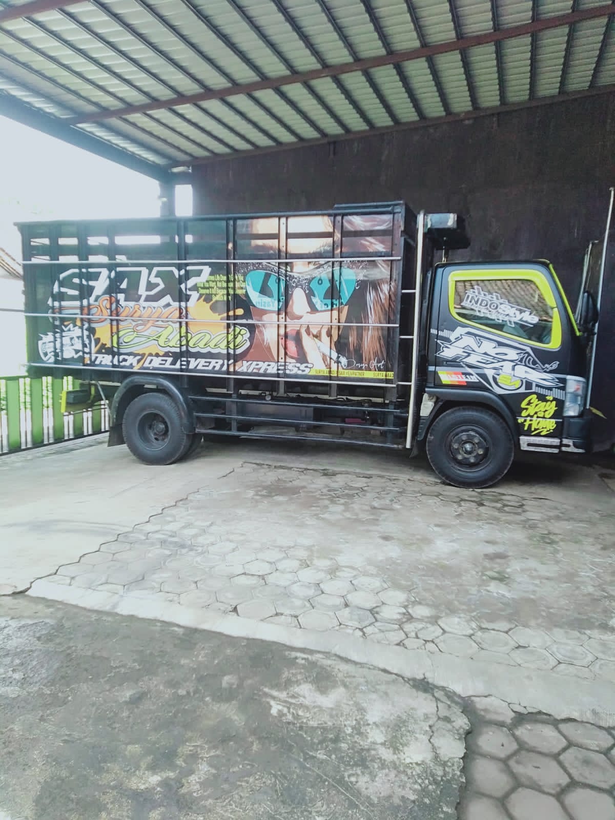 2010 Mitsubishi L300 Pickup Standard 2010 Mitsubishi L300 Pickup Standard