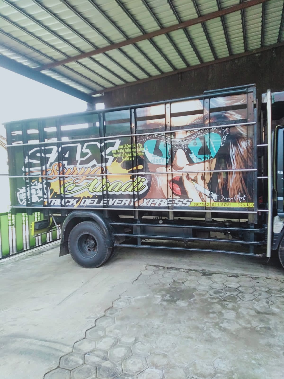 2010 Mitsubishi L300 Pickup Standard 2010 Mitsubishi L300 Pickup Standard