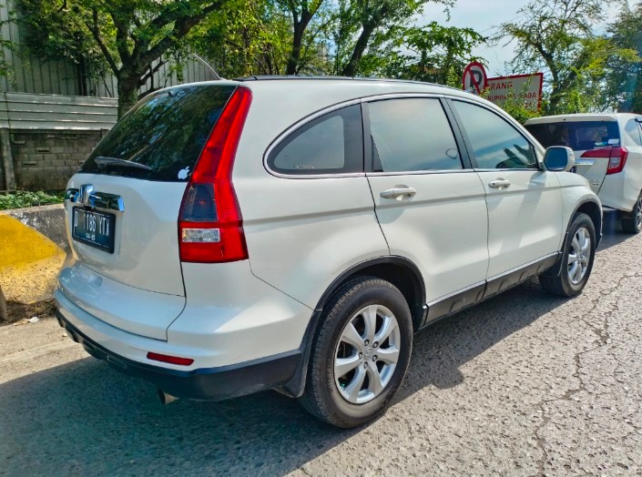 2011 Honda CR-V  RE1 2WD 2.0L AT CKD 2011 Honda CR-V  RE1 2WD 2.0L AT CKD