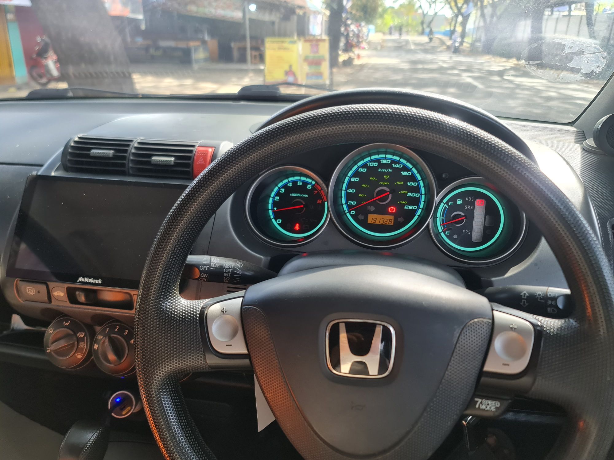 2005 Honda Jazz VTEC 1.5L AT 2005 Honda Jazz VTEC 1.5L AT