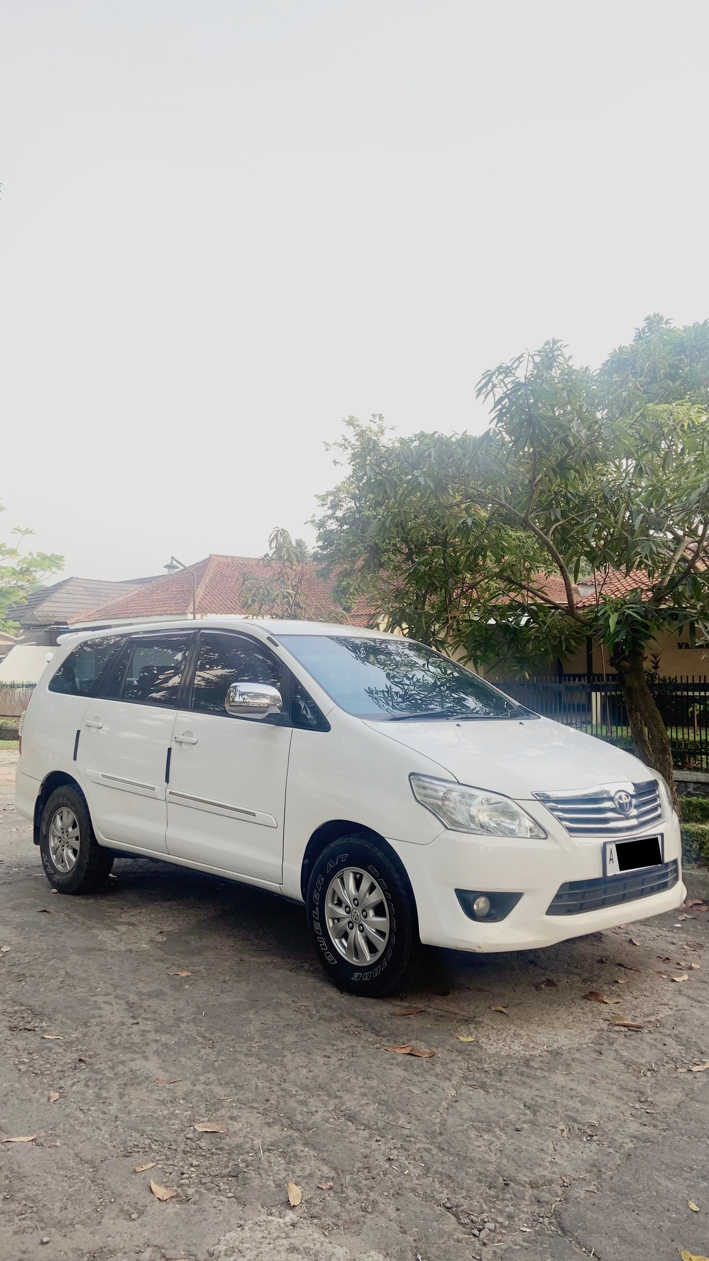 2013 Toyota Kijang Innova 2.0 G MT 2013 Toyota Kijang Innova 2.0 G MT