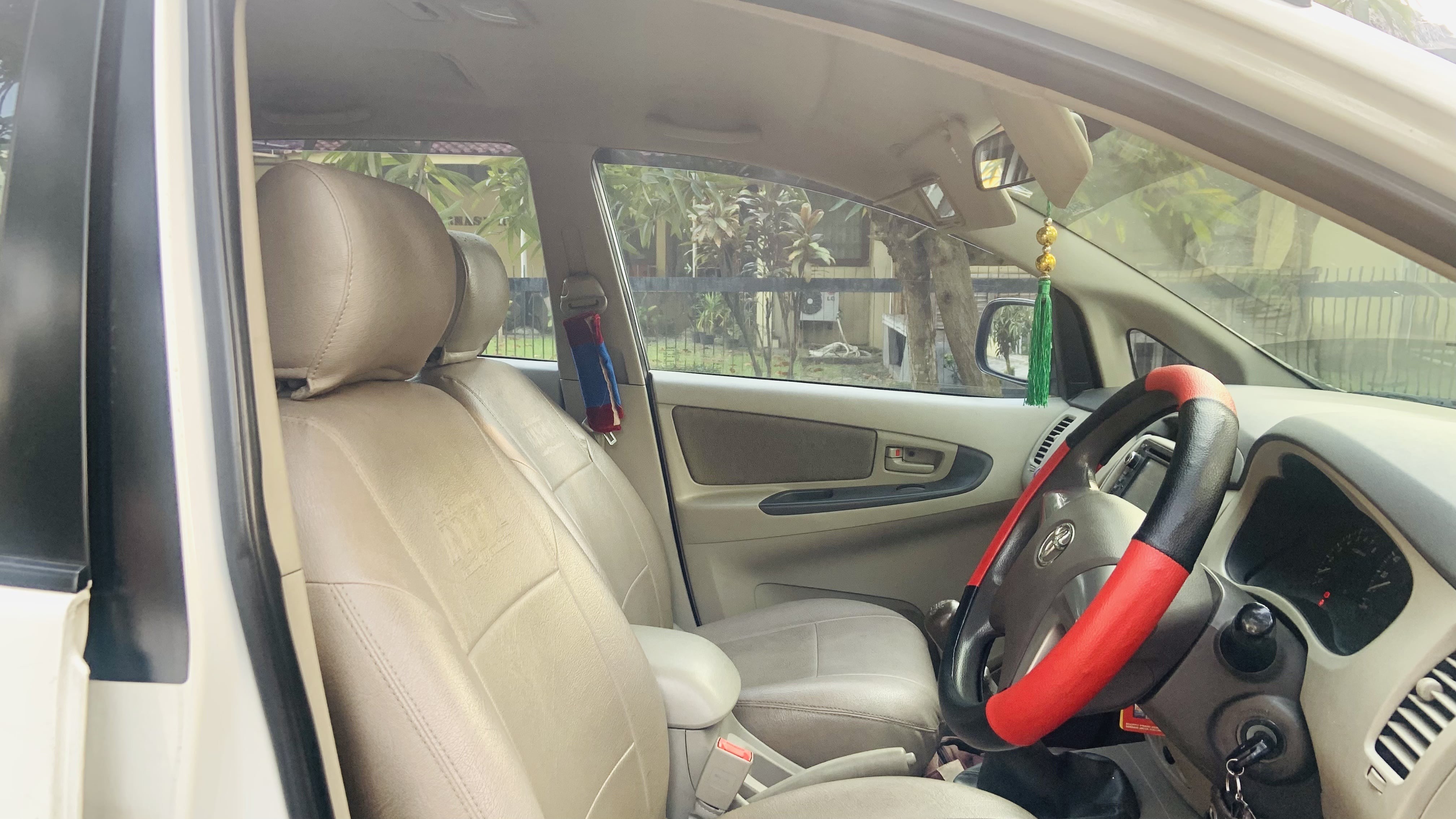 2013 Toyota Kijang Innova 2.0 G MT 2013 Toyota Kijang Innova 2.0 G MT