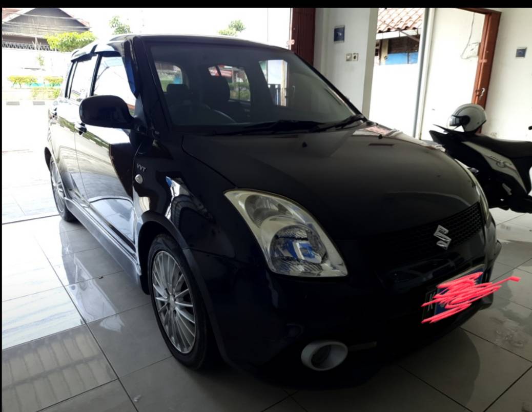 2010 Suzuki Swift  GT 3 M/T 2010 Suzuki Swift  GT 3 M/T