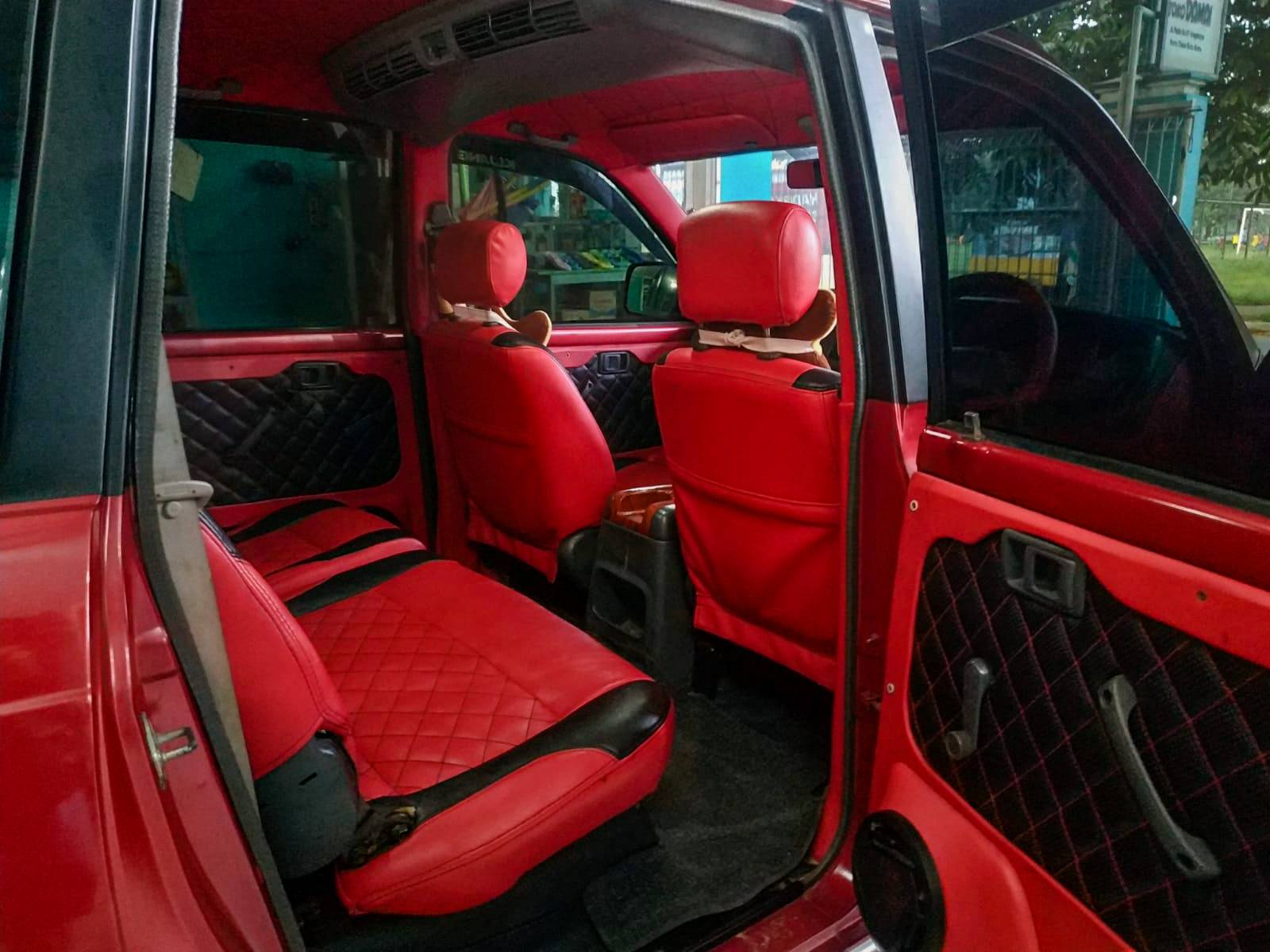 2004 Toyota Kijang  1.8L LX 2004 Toyota Kijang  1.8L LX