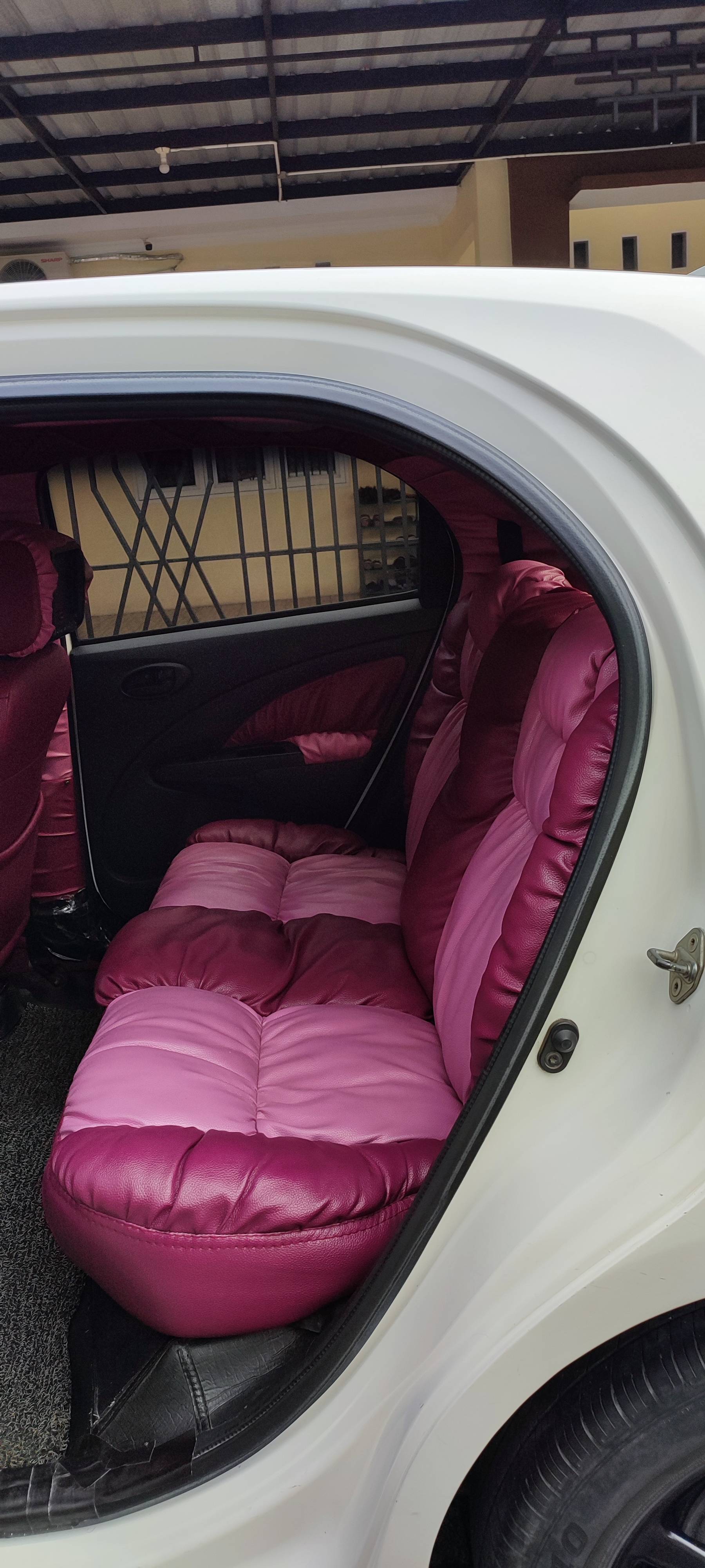 2014 Toyota Etios Valco G M/T 2014 Toyota Etios Valco G M/T