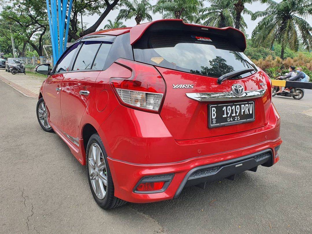 2015 Toyota Yaris 2015 Toyota Yaris