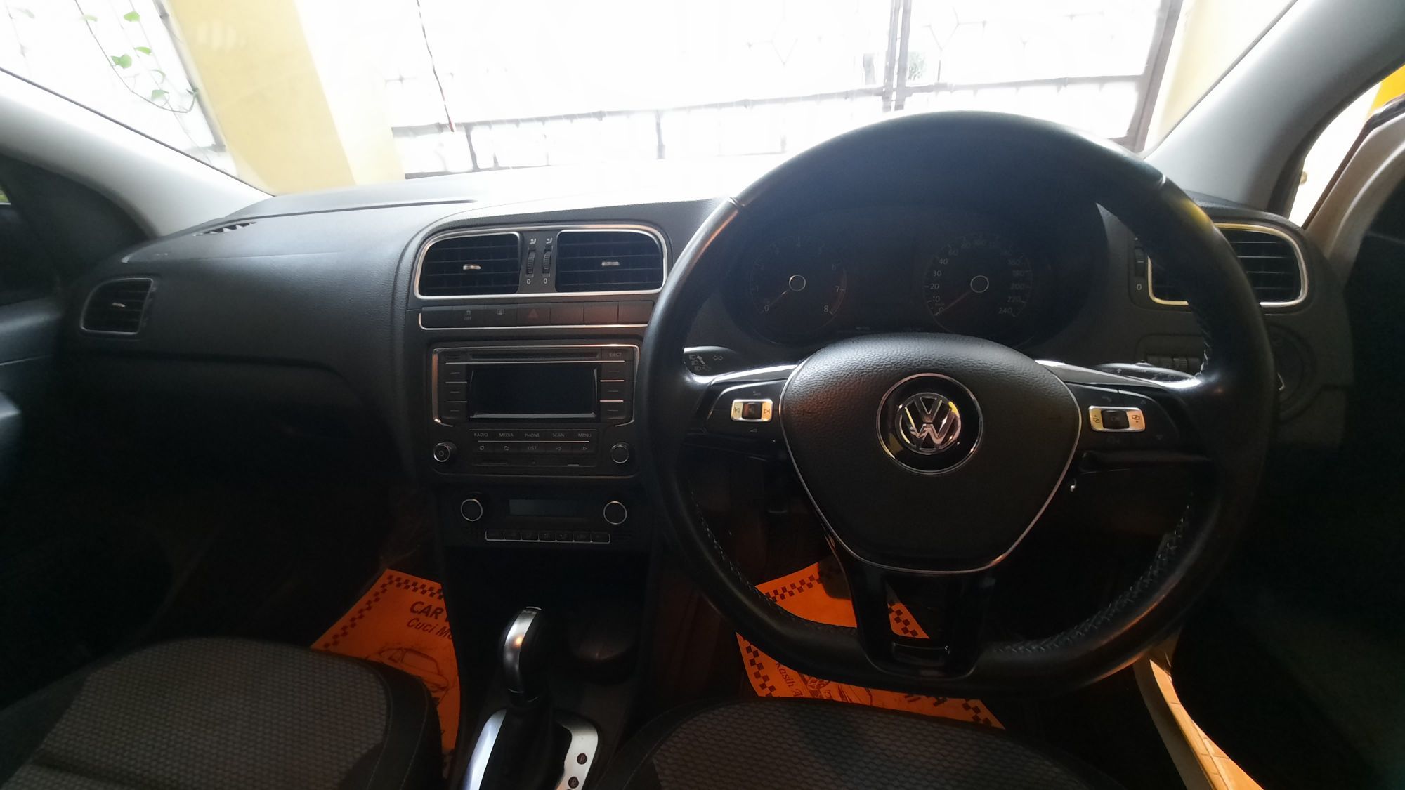 Dijual 2016 Volkswagen Polo 1.2 TSI 1.2 TSI Bekas