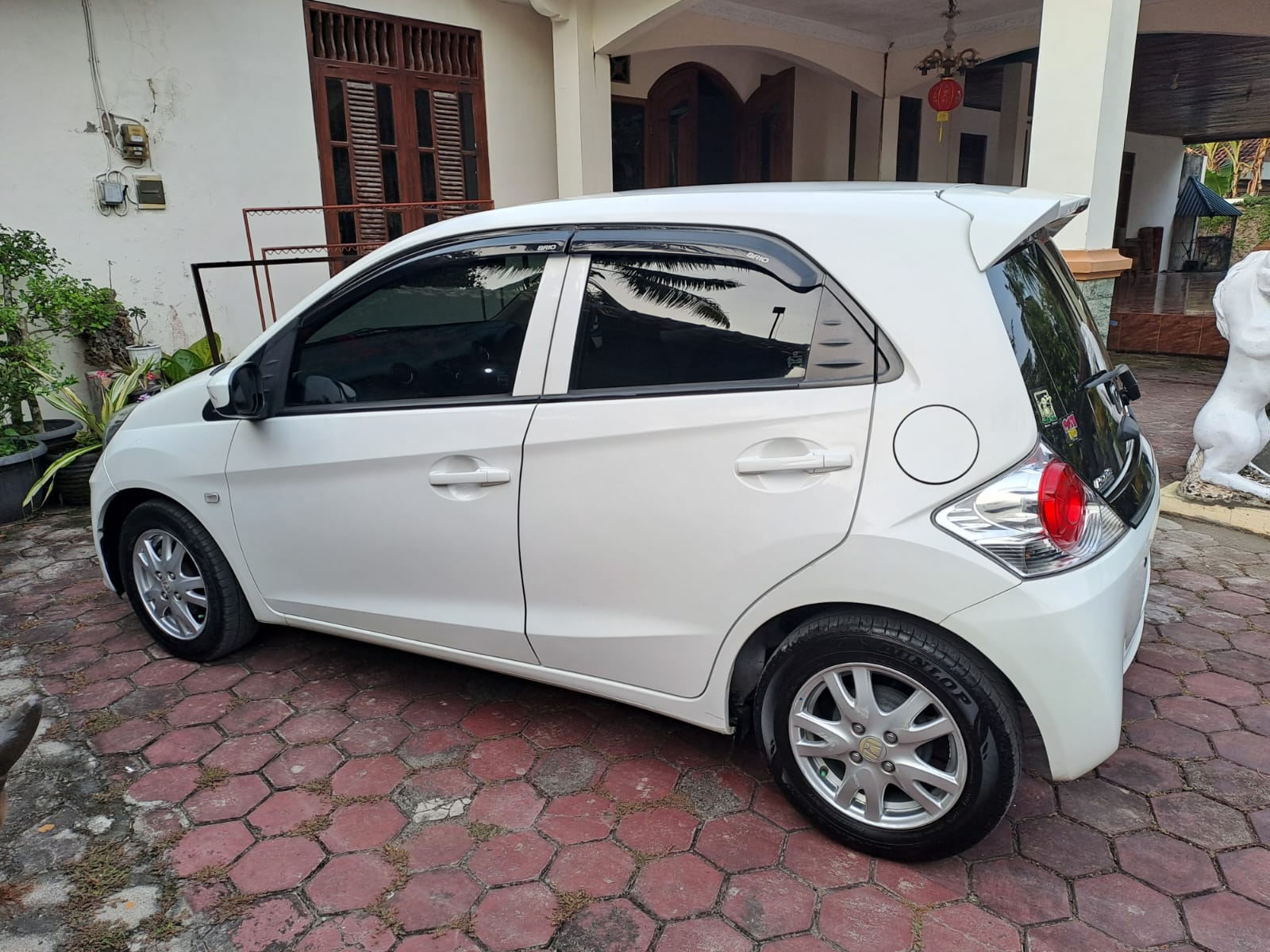 2016 Honda Brio  1.2 E MT 2016 Honda Brio  1.2 E MT