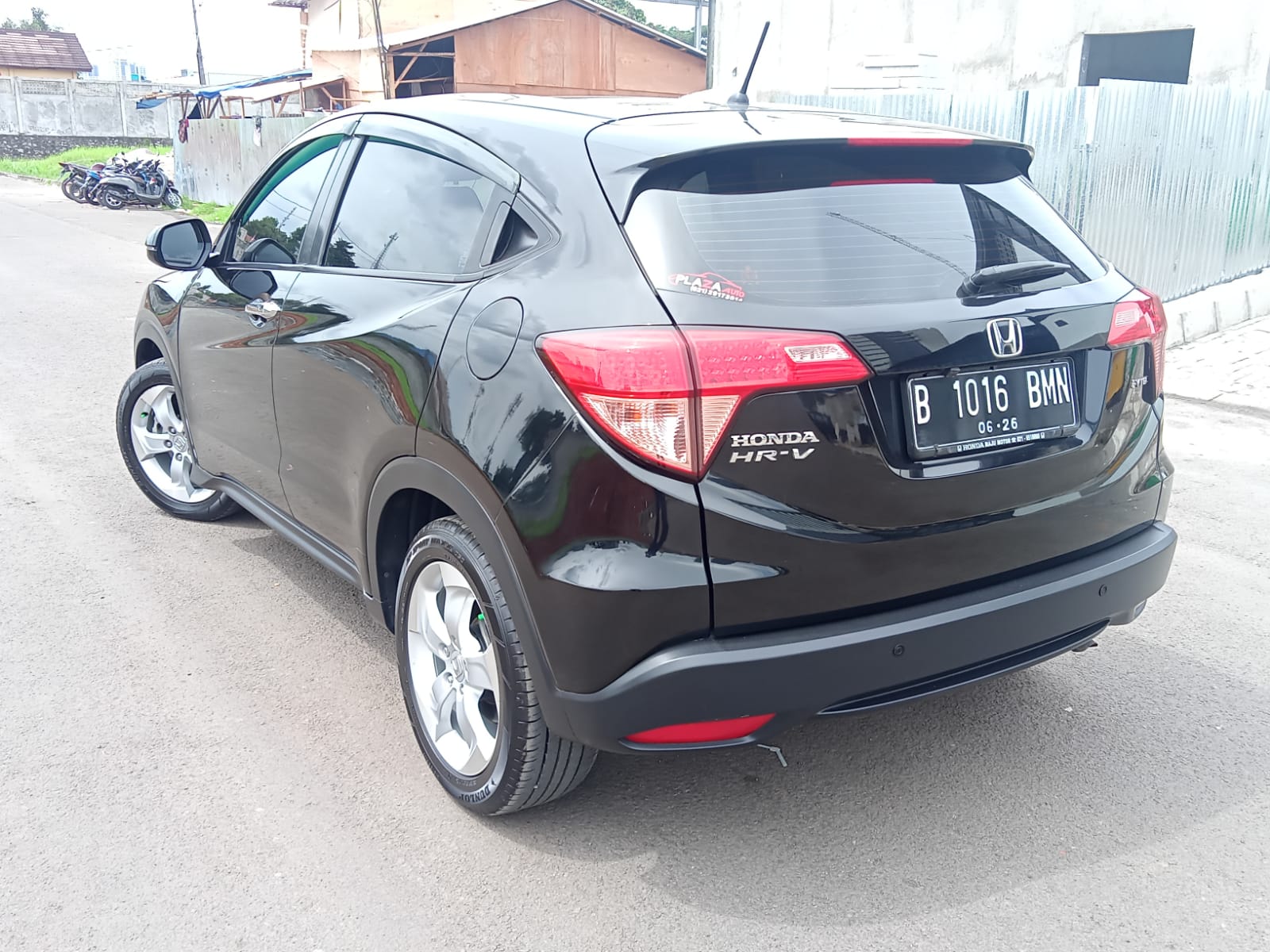 2016 Honda HRV  RU1 1.5 E CVT CKD 2016 Honda HRV  RU1 1.5 E CVT CKD