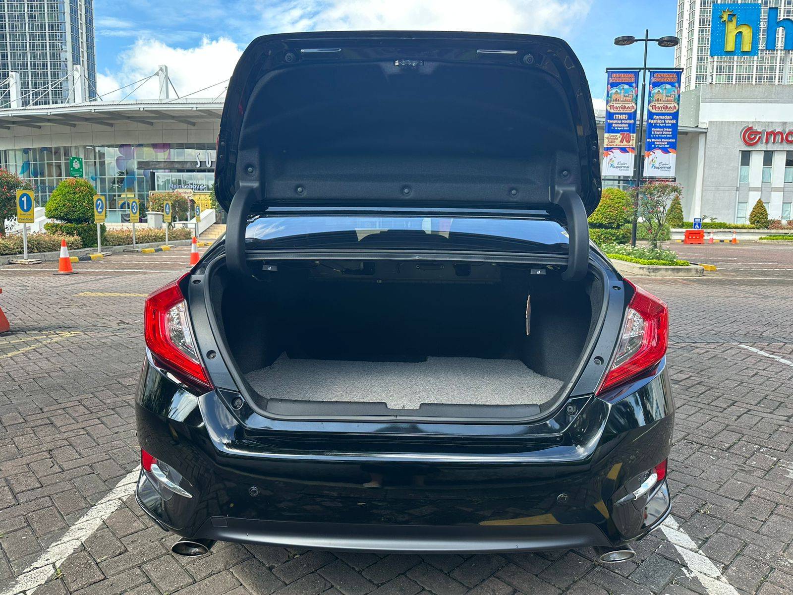 2017 Honda Civic 1.5L Turbo 2017 Honda Civic 1.5L Turbo