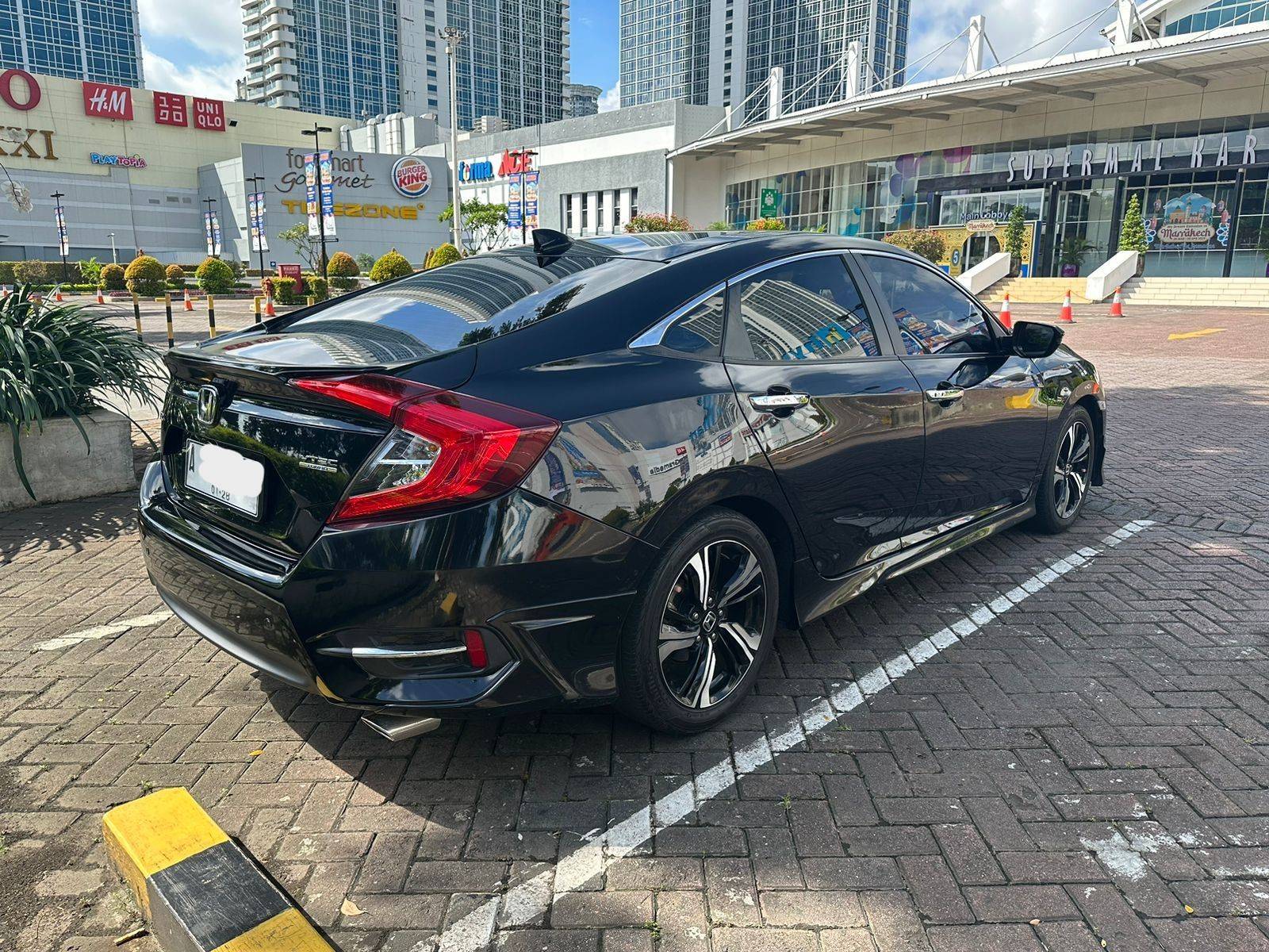 2017 Honda Civic 1.5L Turbo 2017 Honda Civic 1.5L Turbo