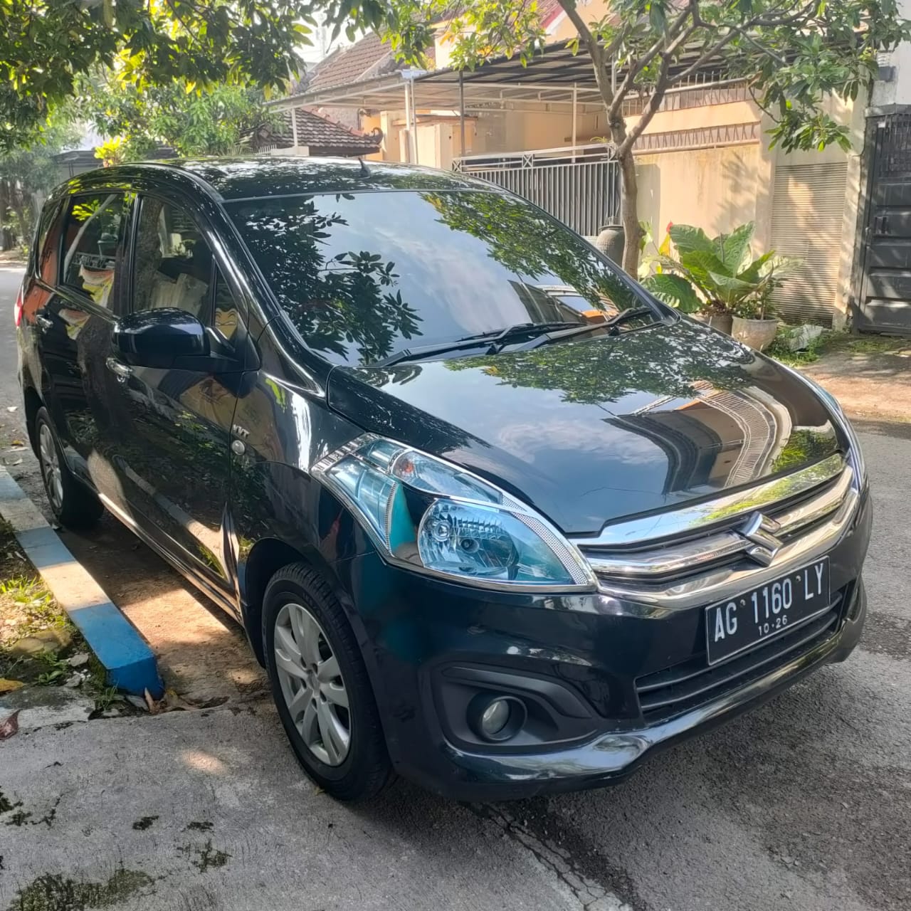 2017 Suzuki Ertiga  2017 Suzuki Ertiga