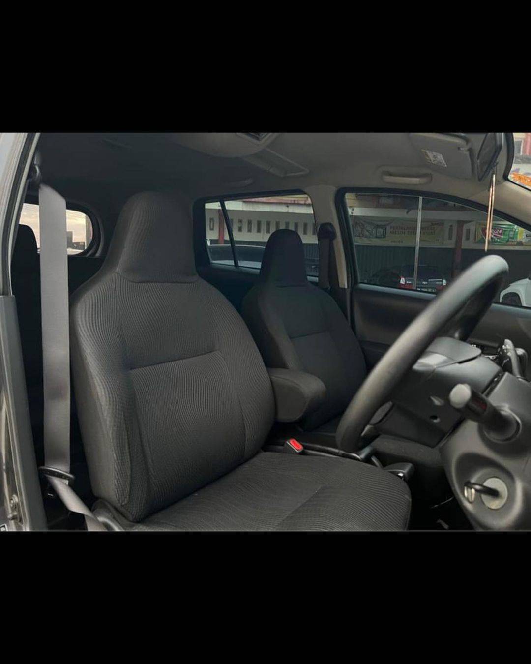 2017 Daihatsu Sigra 2017 Daihatsu Sigra