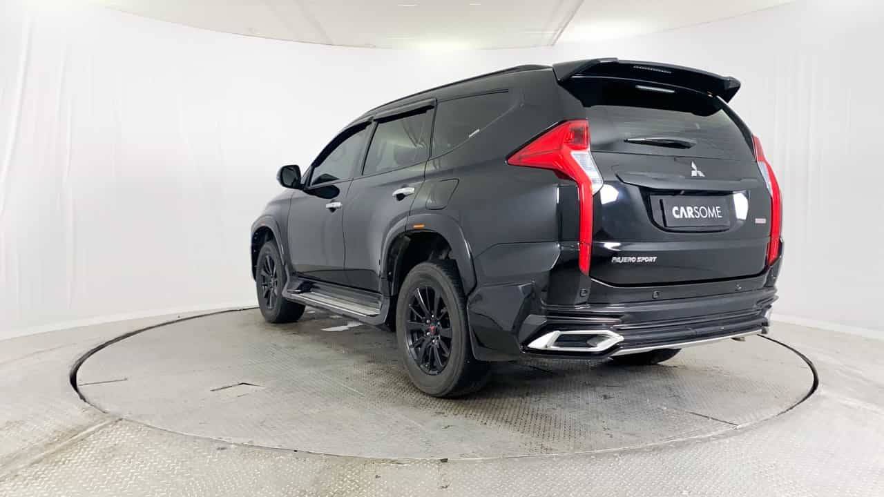 2018 Mitsubishi Pajero Sport Dakar AT 4x2 2018 Mitsubishi Pajero Sport Dakar AT 4x2