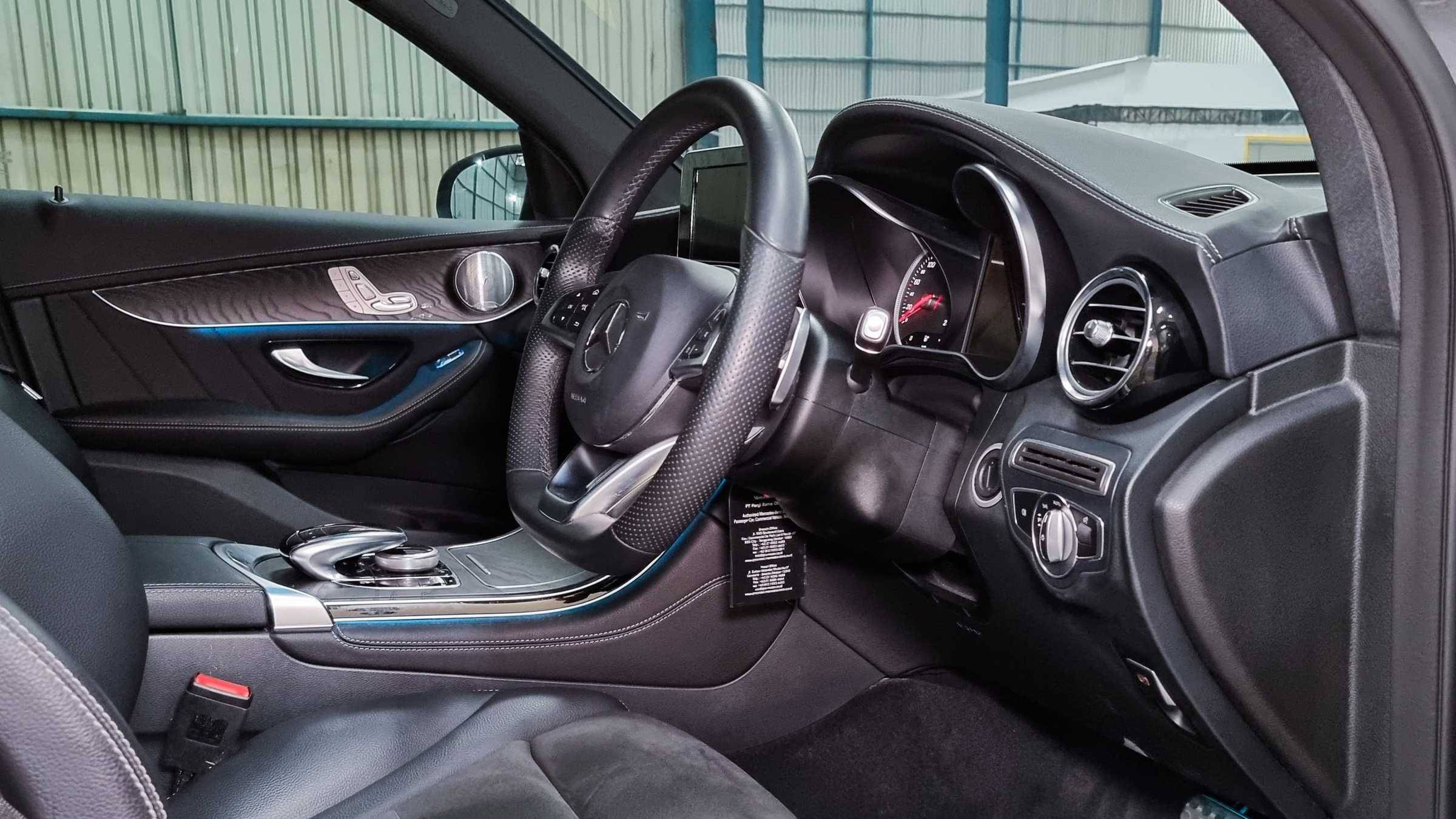 2019 Mercedes Benz GLC-Class 200 AMG Night Edition 2019 Mercedes Benz GLC-Class 200 AMG Night Edition