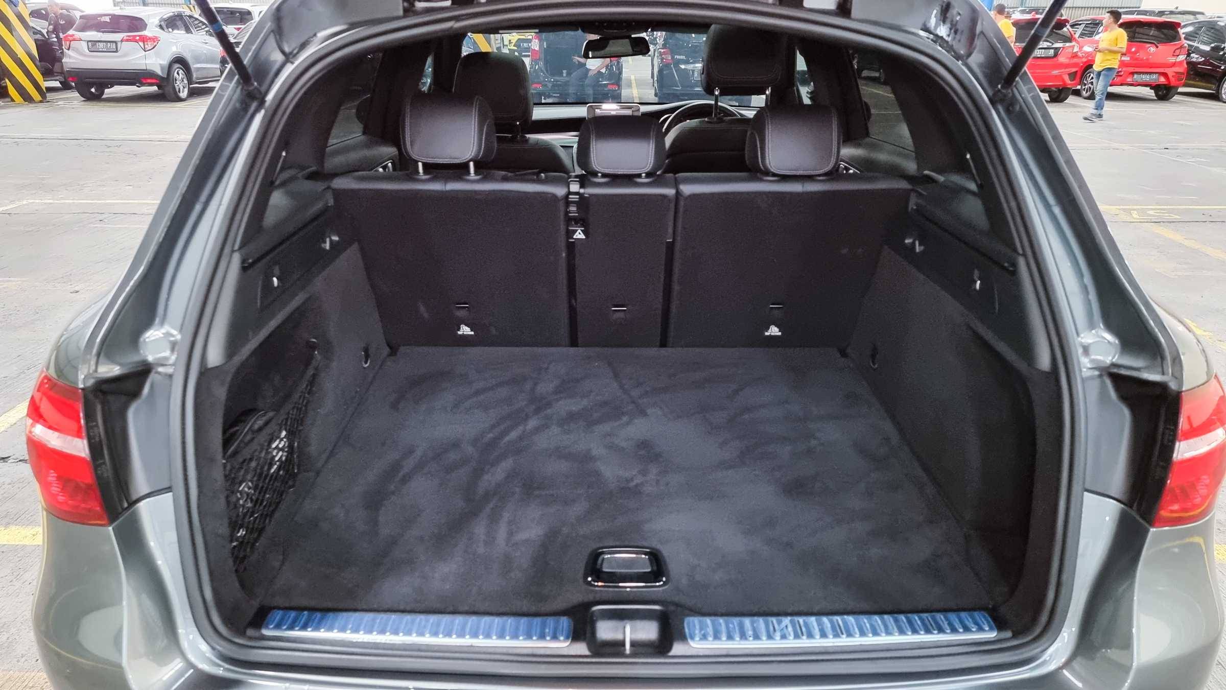 2019 Mercedes Benz GLC-Class 200 AMG Night Edition 2019 Mercedes Benz GLC-Class 200 AMG Night Edition