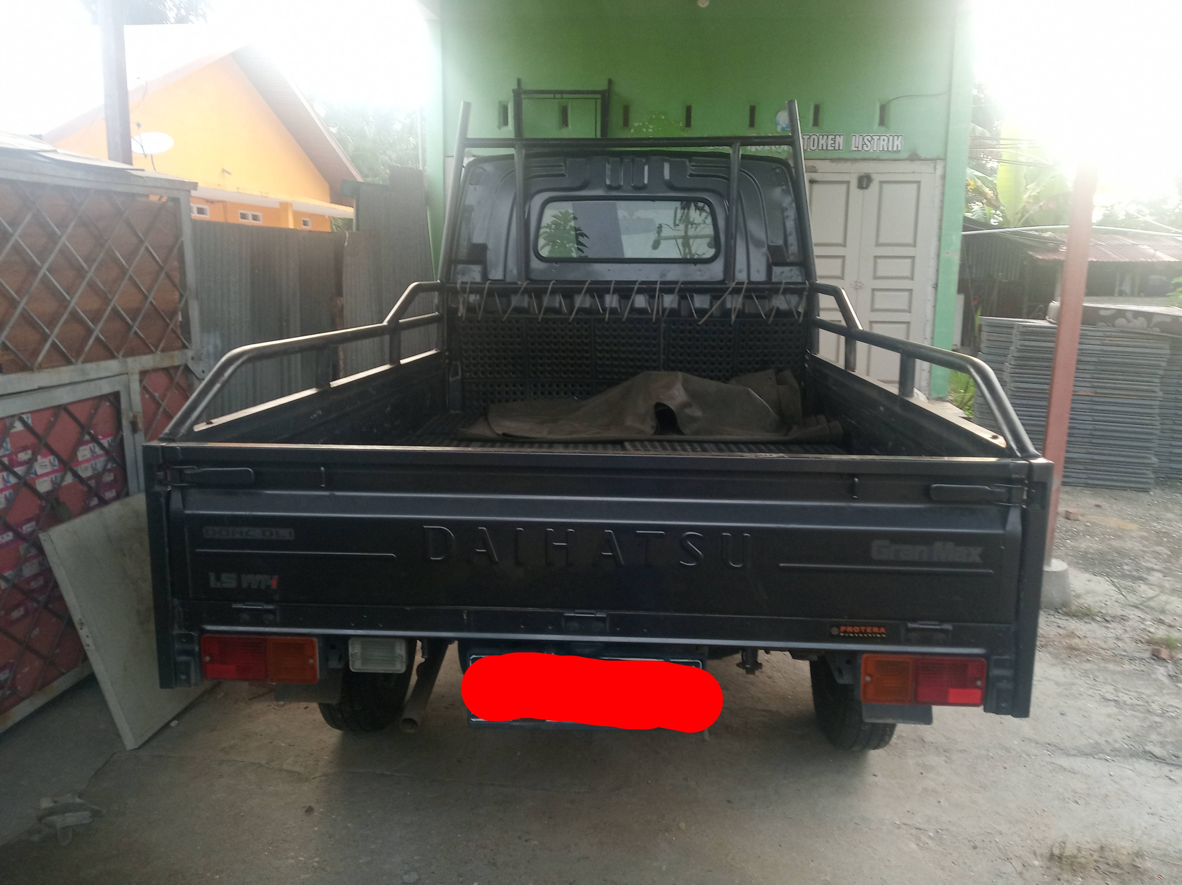 2018 Daihatsu Gran Max PU STANDAR 1.5L MT PU AC PS 2018 Daihatsu Gran Max PU STANDAR 1.5L MT PU AC PS