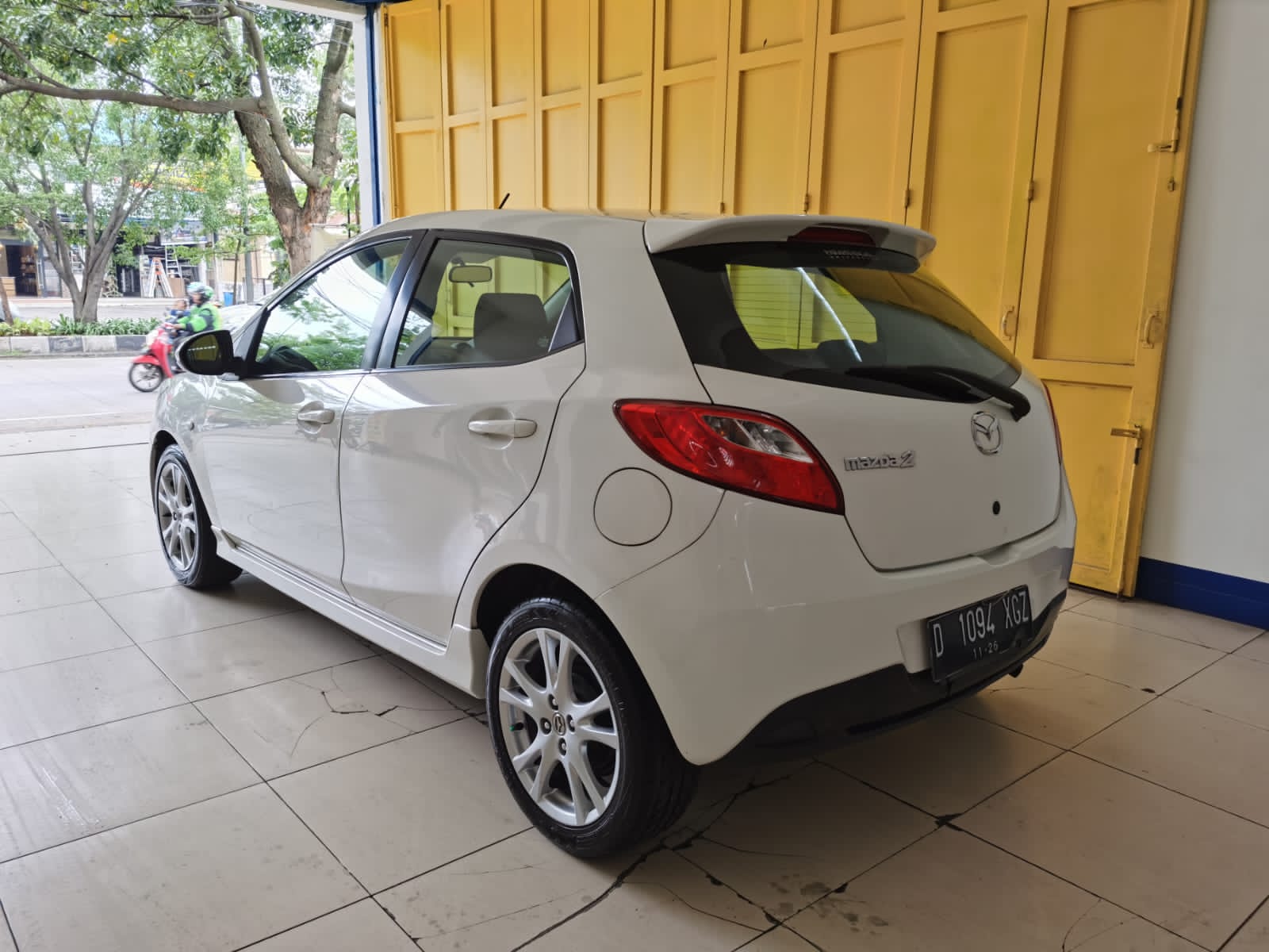 2010 Mazda 2 Hatchback 2010 Mazda 2 Hatchback