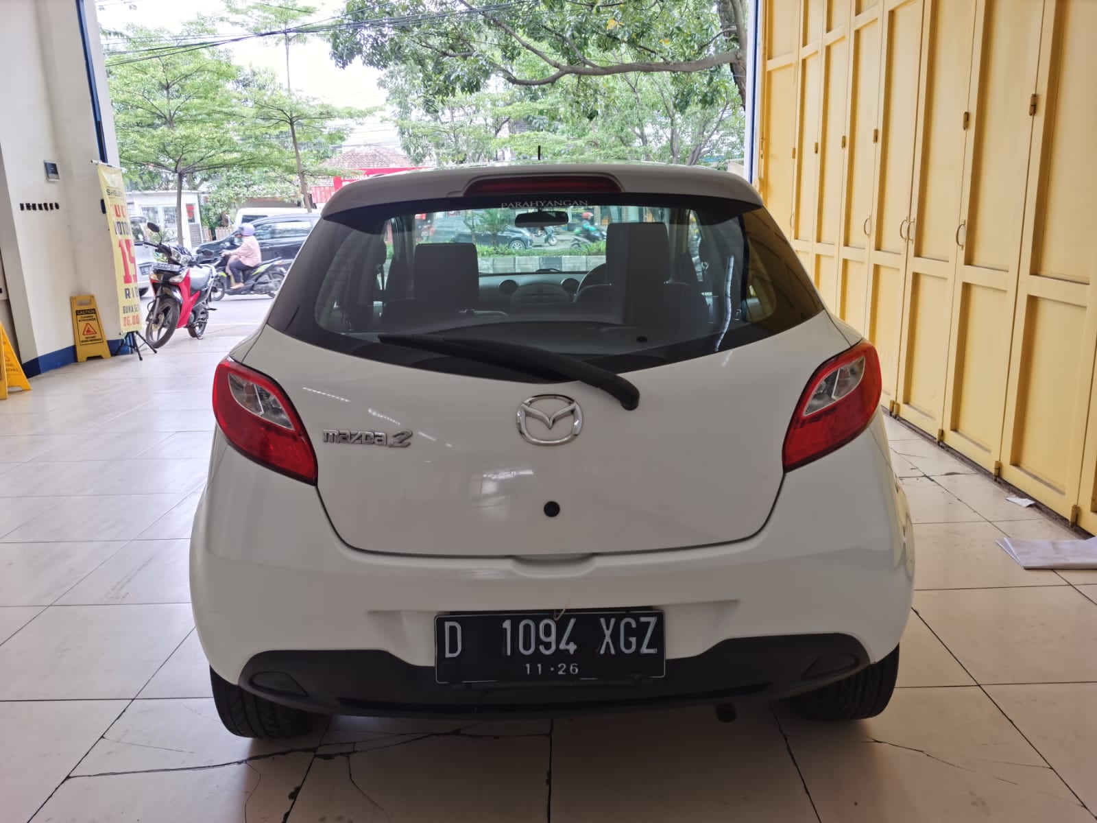 2010 Mazda 2 Hatchback 2010 Mazda 2 Hatchback