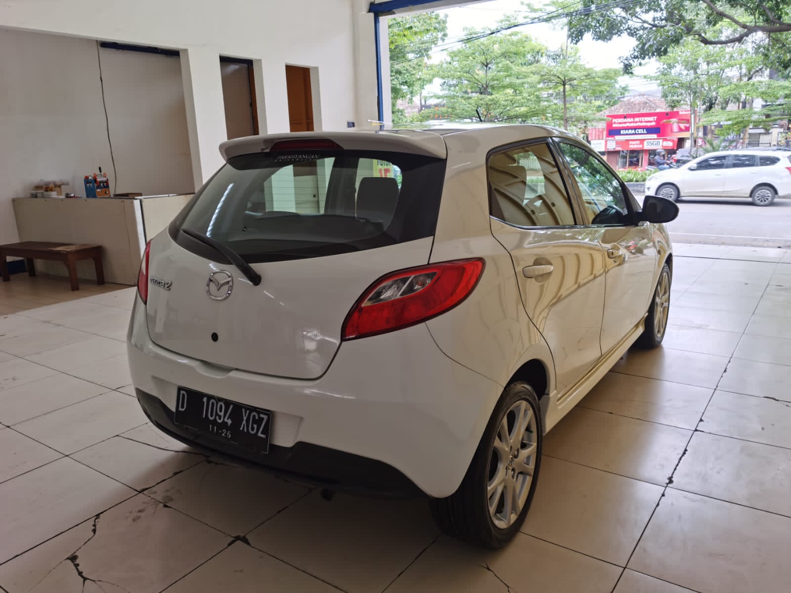 2010 Mazda 2 Hatchback 2010 Mazda 2 Hatchback