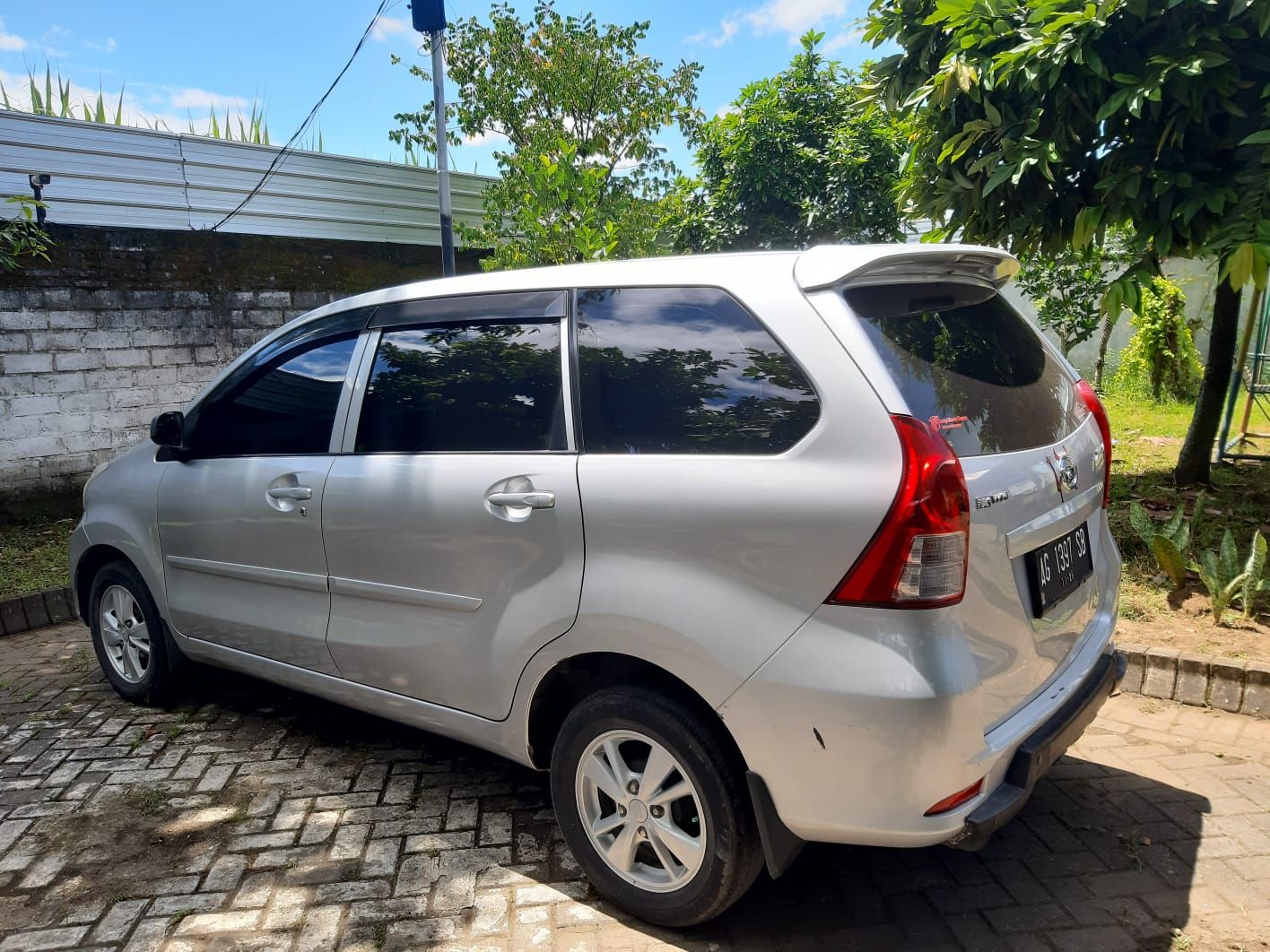 2012 Daihatsu Xenia 1.3 X MT 2012 Daihatsu Xenia 1.3 X MT