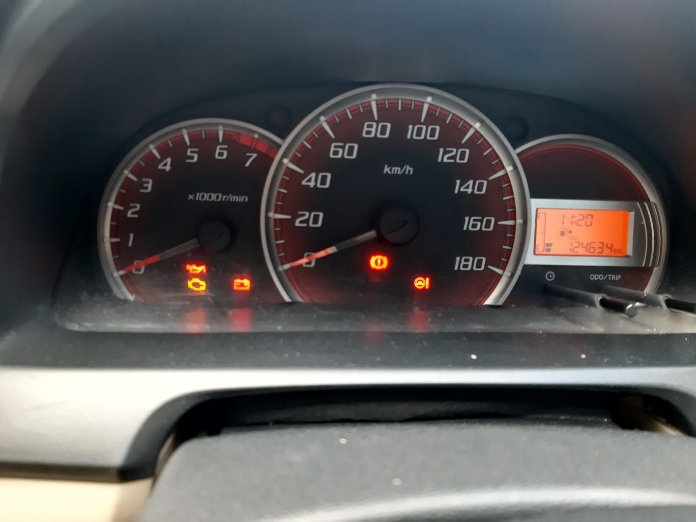 2012 Daihatsu Xenia 1.3 X MT 2012 Daihatsu Xenia 1.3 X MT