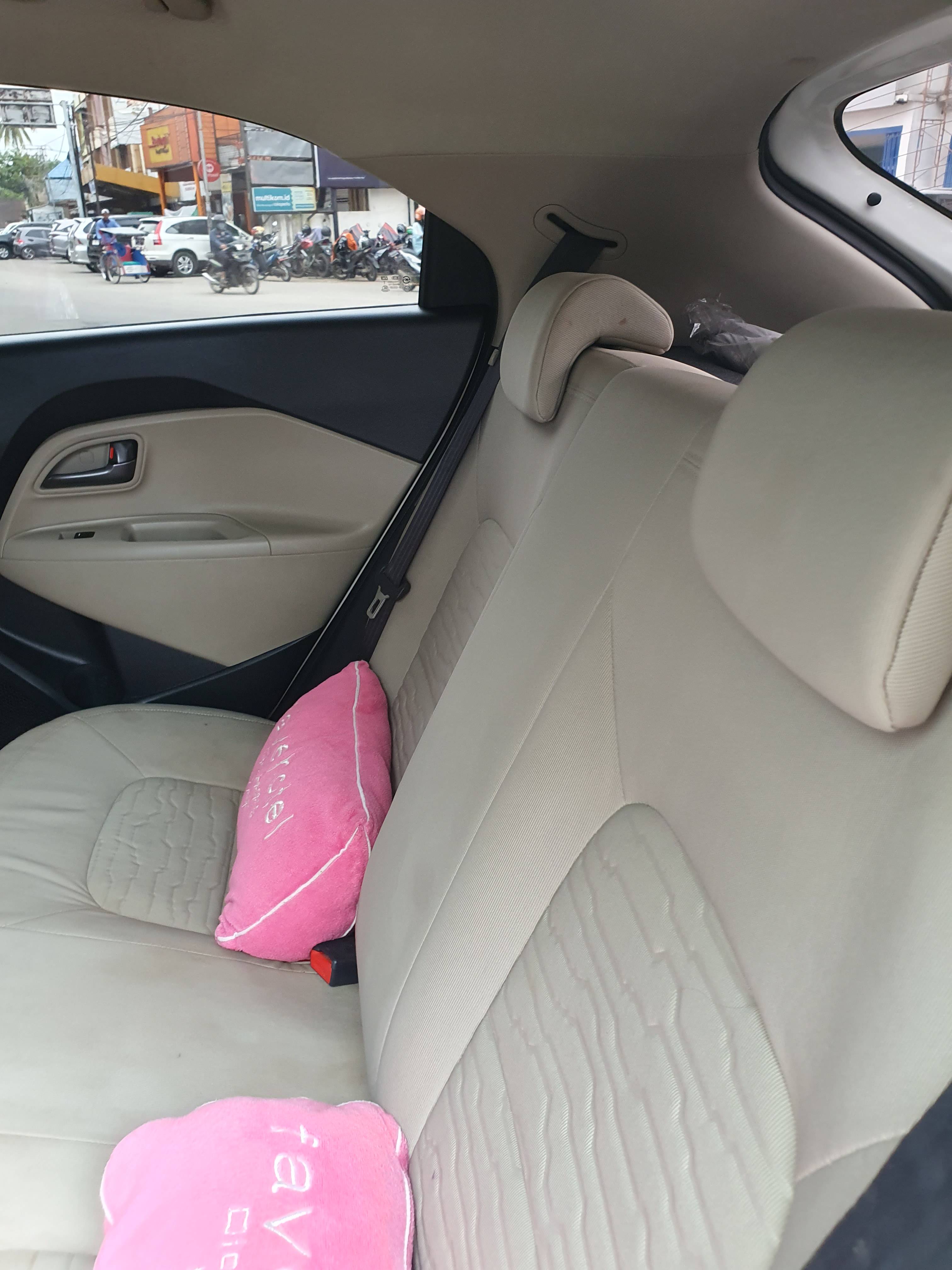 2013 Kia Rio  1.4 M Bensin MT 2013 Kia Rio  1.4 M Bensin MT