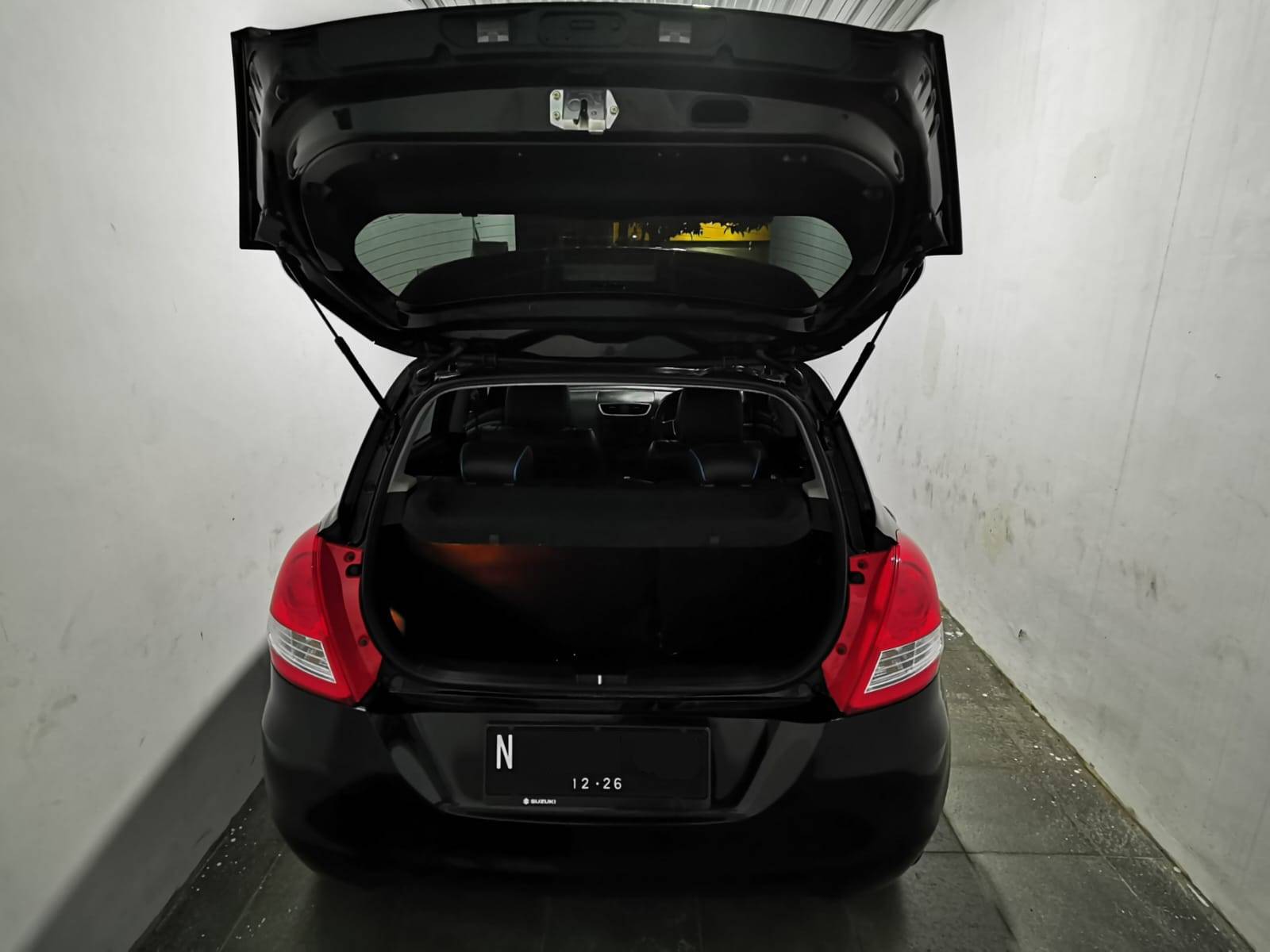 2015 Suzuki Swift GS MT 2015 Suzuki Swift GS MT