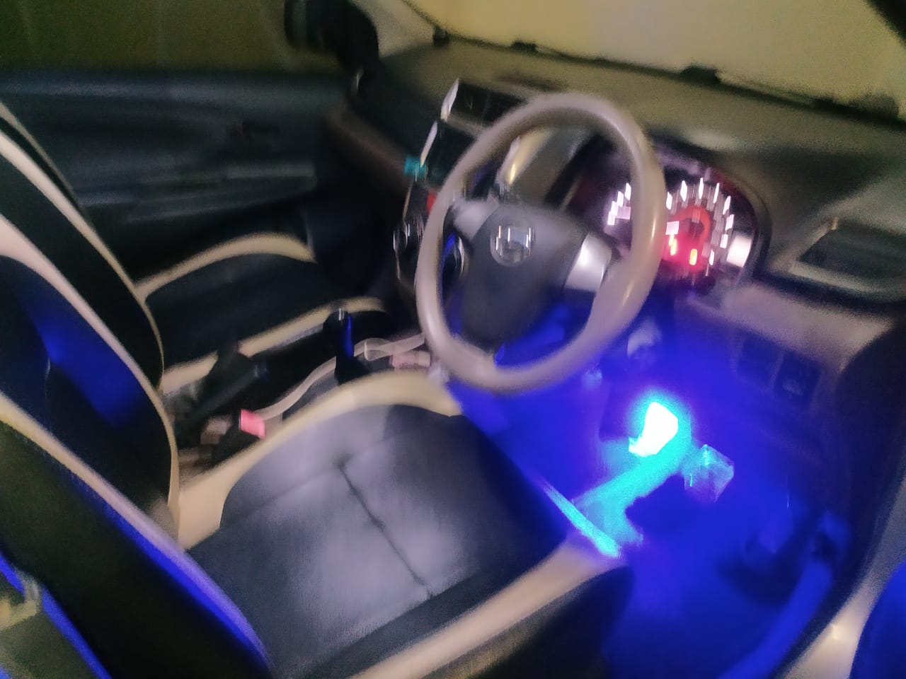 2016 Daihatsu Xenia 2016 Daihatsu Xenia