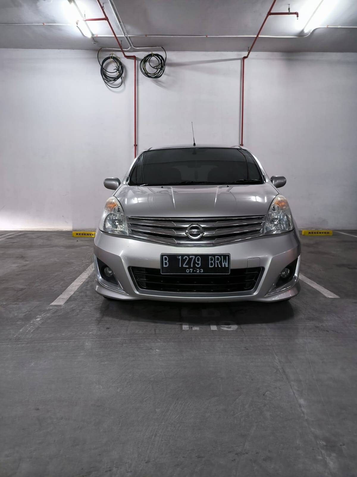 2013 Nissan Grand Livina  1.5 XV MT Bekas 2013 Nissan Grand Livina  1.5 XV MT Bekas