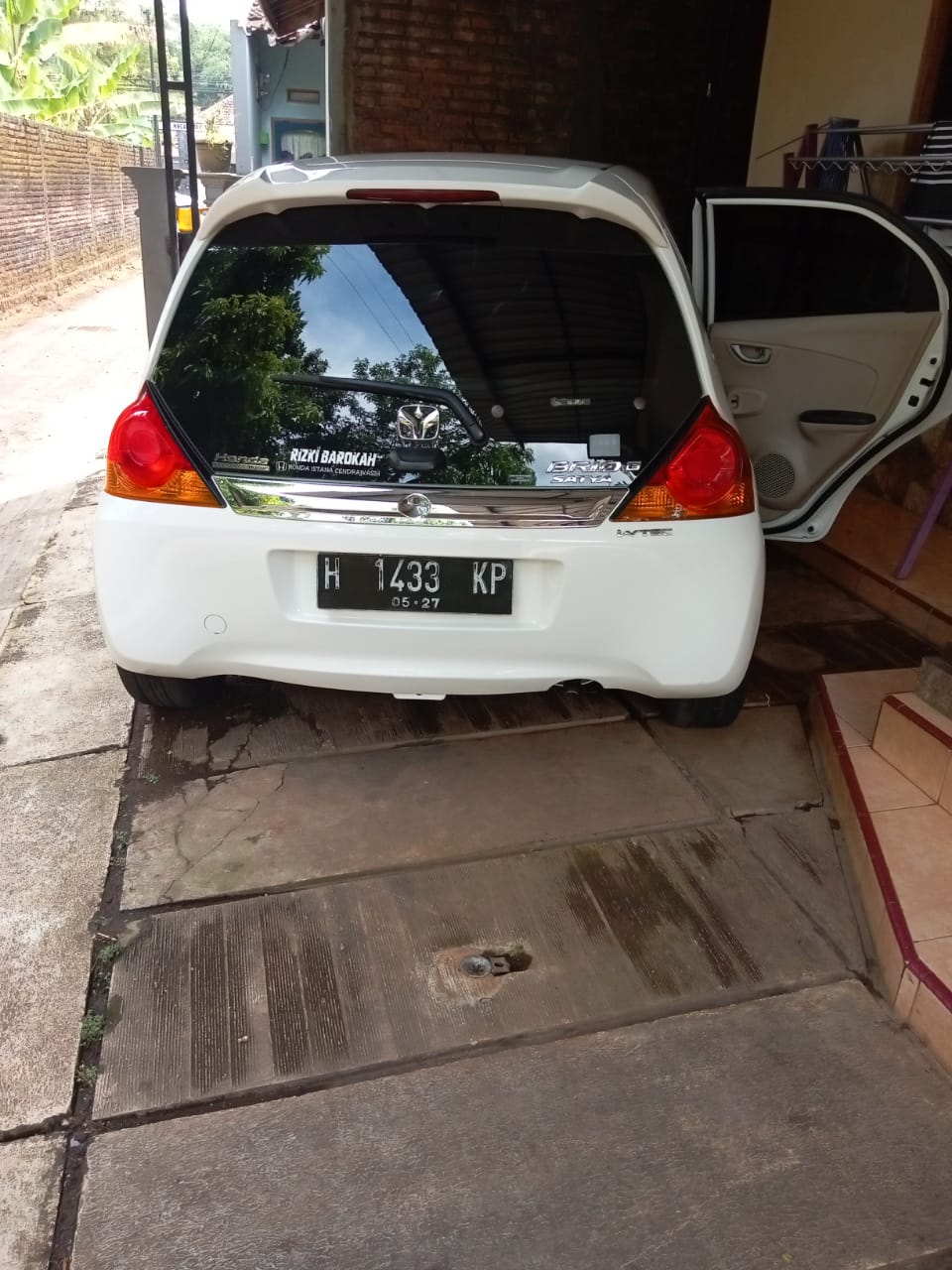 Second Hand 2017 Honda Brio Satya E CVT Second Hand 2017 Honda Brio Satya E CVT