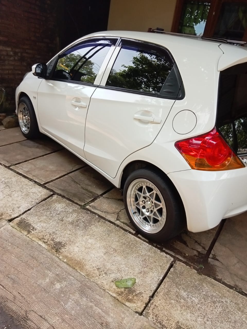 2017 Honda Brio Satya E CVT 2017 Honda Brio Satya E CVT