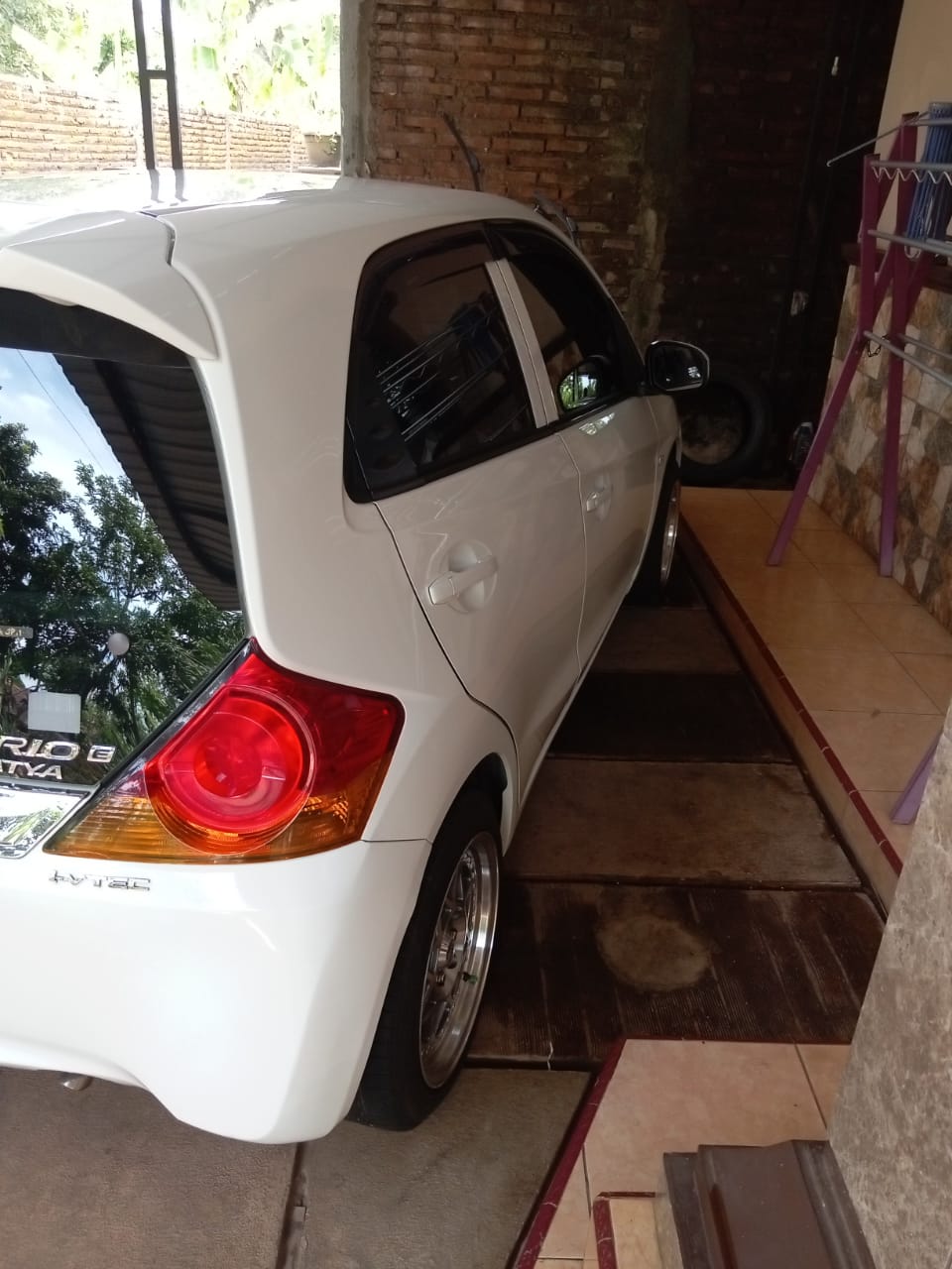 2017 Honda Brio Satya E CVT 2017 Honda Brio Satya E CVT