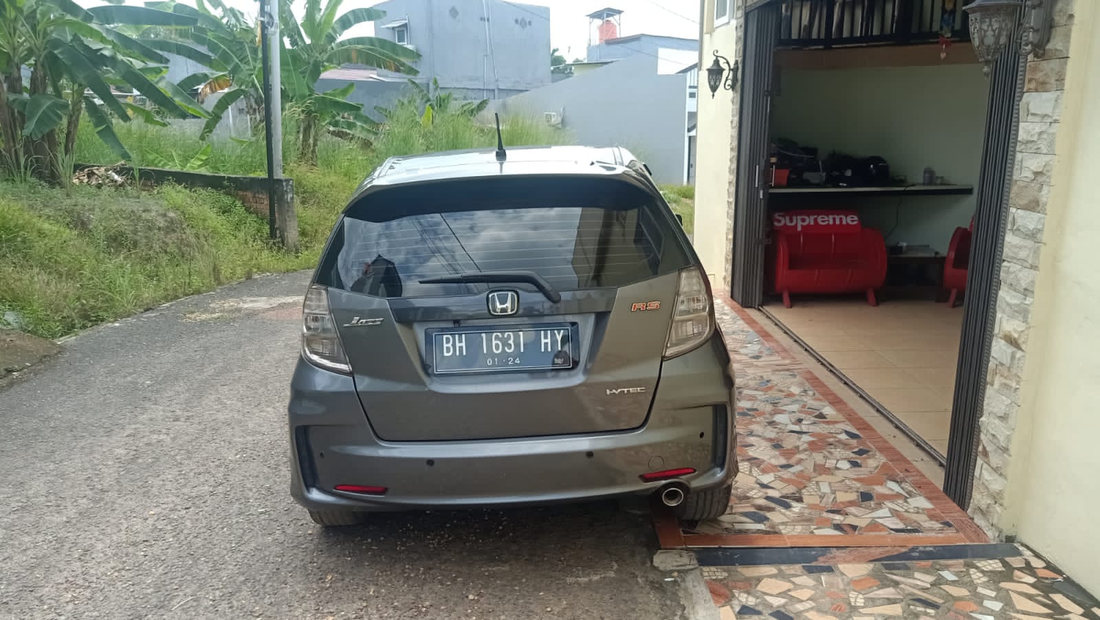 2014 Honda Jazz  GE8 1.5 E AT 2014 Honda Jazz  GE8 1.5 E AT
