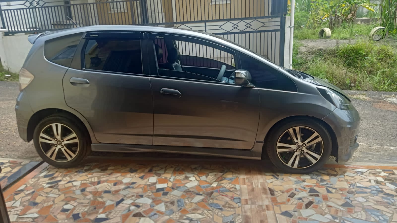 2014 Honda Jazz  GE8 1.5 E AT 2014 Honda Jazz  GE8 1.5 E AT