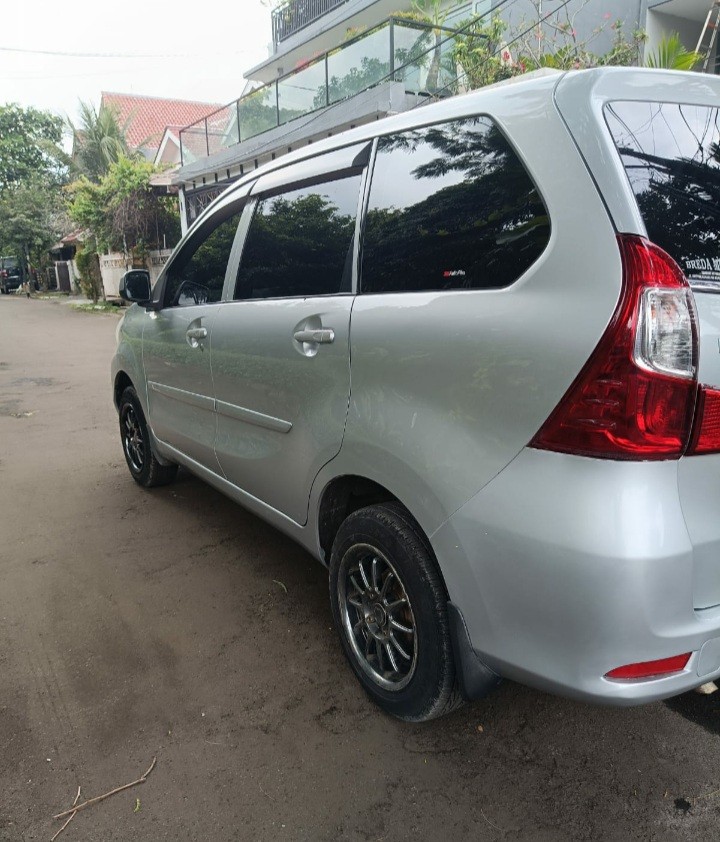 Second Hand 2017 Daihatsu Xenia  1.3 X MT Second Hand 2017 Daihatsu Xenia  1.3 X MT