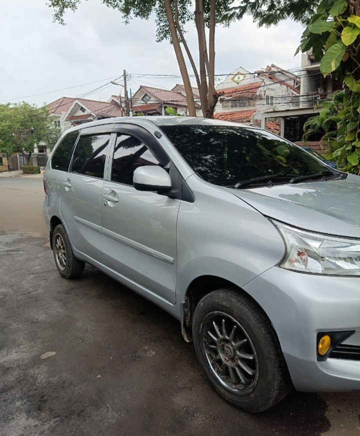 2017 Daihatsu Xenia  1.3 X MT 2017 Daihatsu Xenia  1.3 X MT