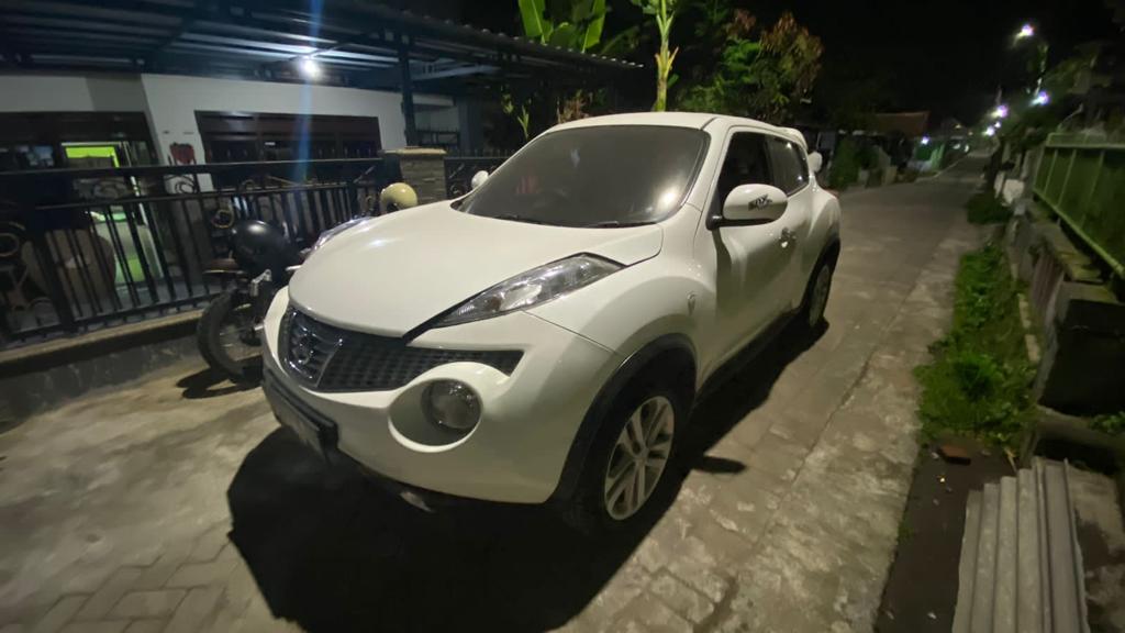 2013 Nissan Juke  1.5 4X2 A/T MNB 2013 Nissan Juke  1.5 4X2 A/T MNB