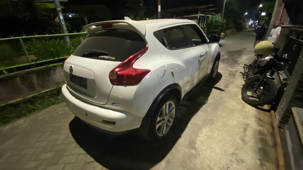 2013 Nissan Juke  1.5 4X2 A/T MNB 2013 Nissan Juke  1.5 4X2 A/T MNB