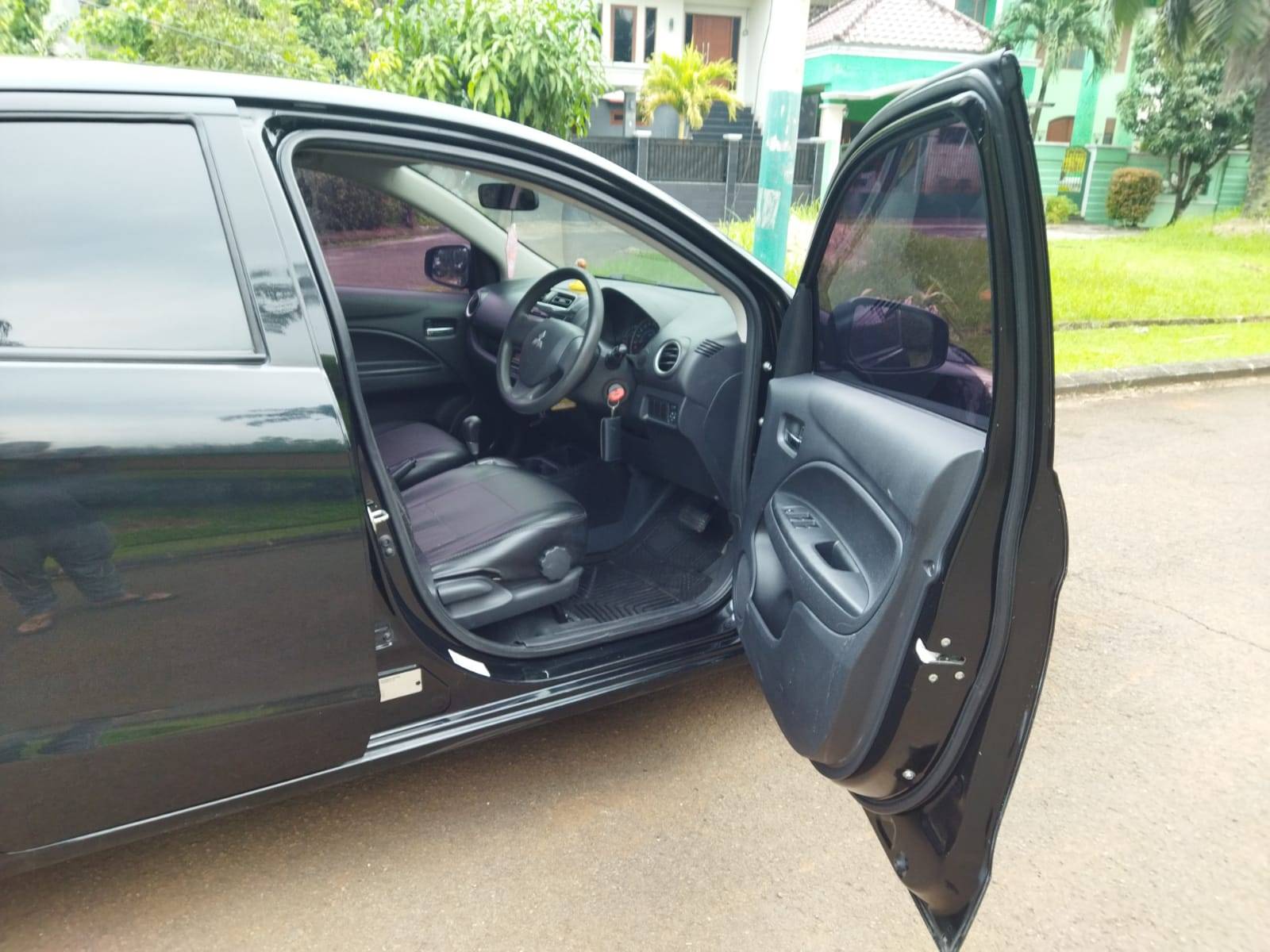 2014 Mitsubishi Mirage GLS 2014 Mitsubishi Mirage GLS