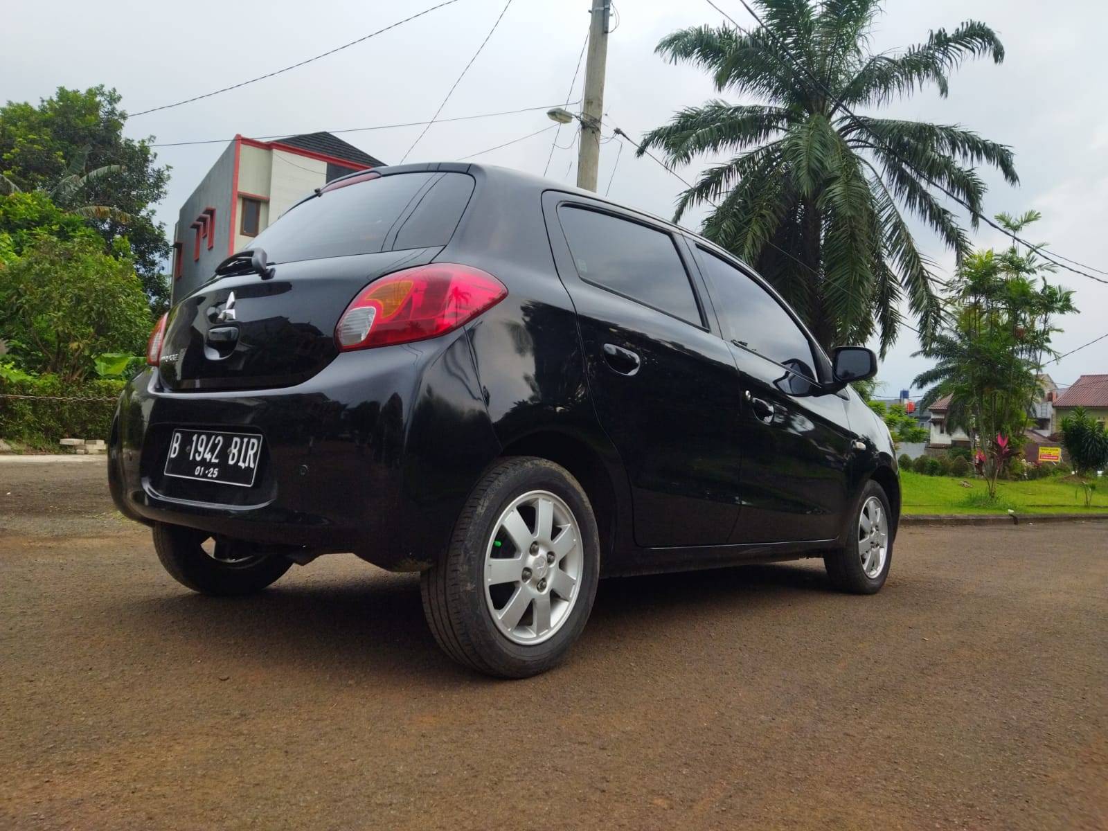 2014 Mitsubishi Mirage GLS 2014 Mitsubishi Mirage GLS