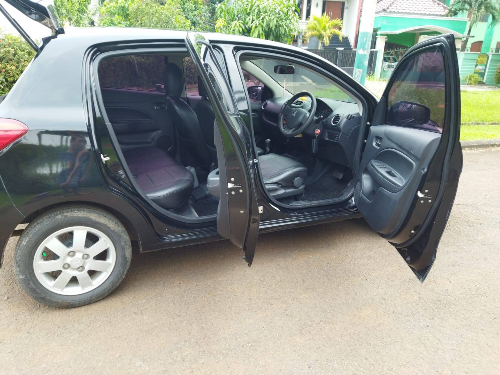 2014 Mitsubishi Mirage GLS 2014 Mitsubishi Mirage GLS