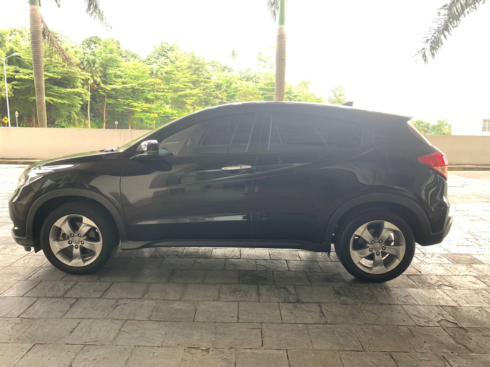 2018 Honda HRV  1.5L E CVT 2018 Honda HRV  1.5L E CVT
