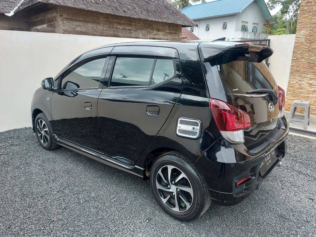 2018 Daihatsu Ayla 1.2L R AT DLX 2018 Daihatsu Ayla 1.2L R AT DLX