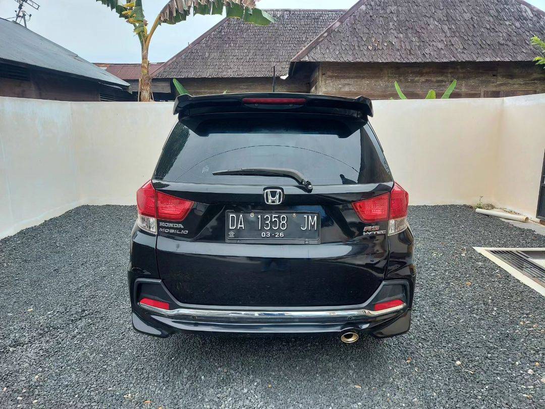 2017 Honda Mobilio RS MT 2017 Honda Mobilio RS MT