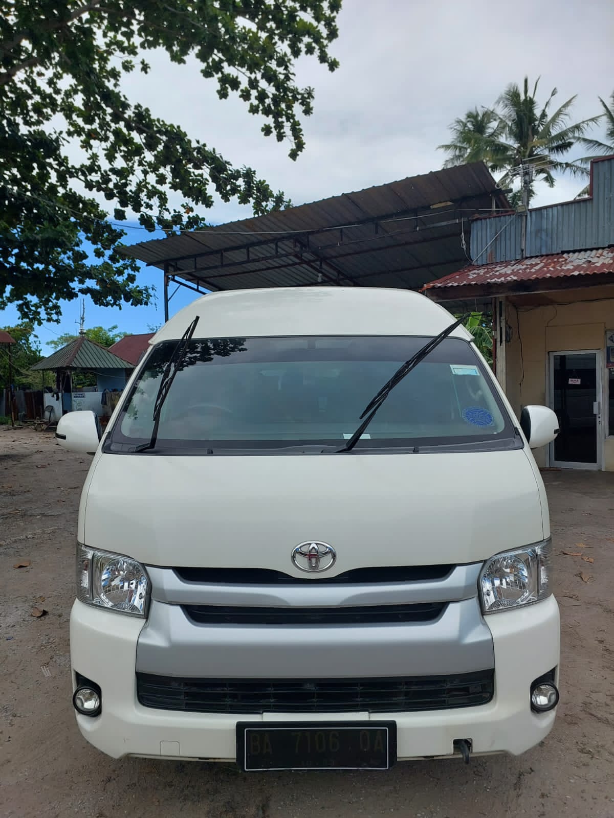 2018 Toyota Hiace Commuter Manual Bekas 2018 Toyota Hiace Commuter Manual Bekas