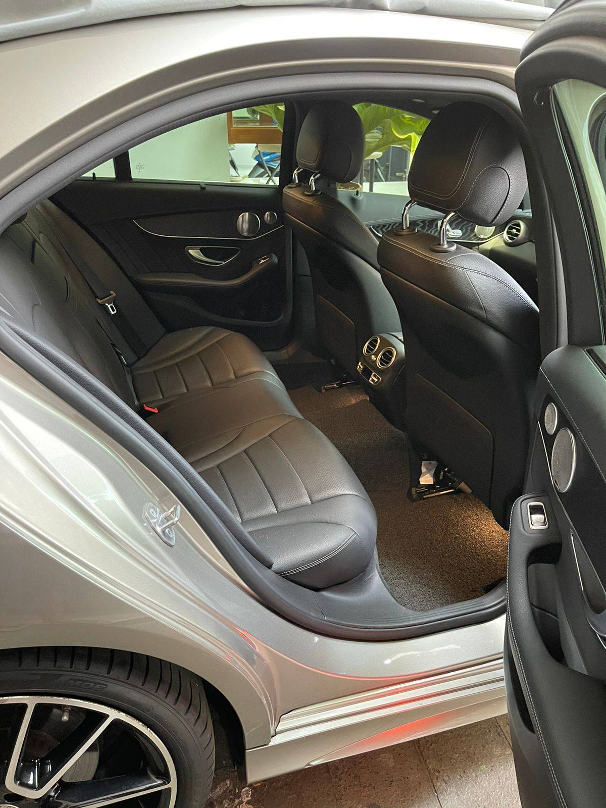 2020 Mercedes Benz C-Class Sedan C 300 AMG Line 2020 Mercedes Benz C-Class Sedan C 300 AMG Line