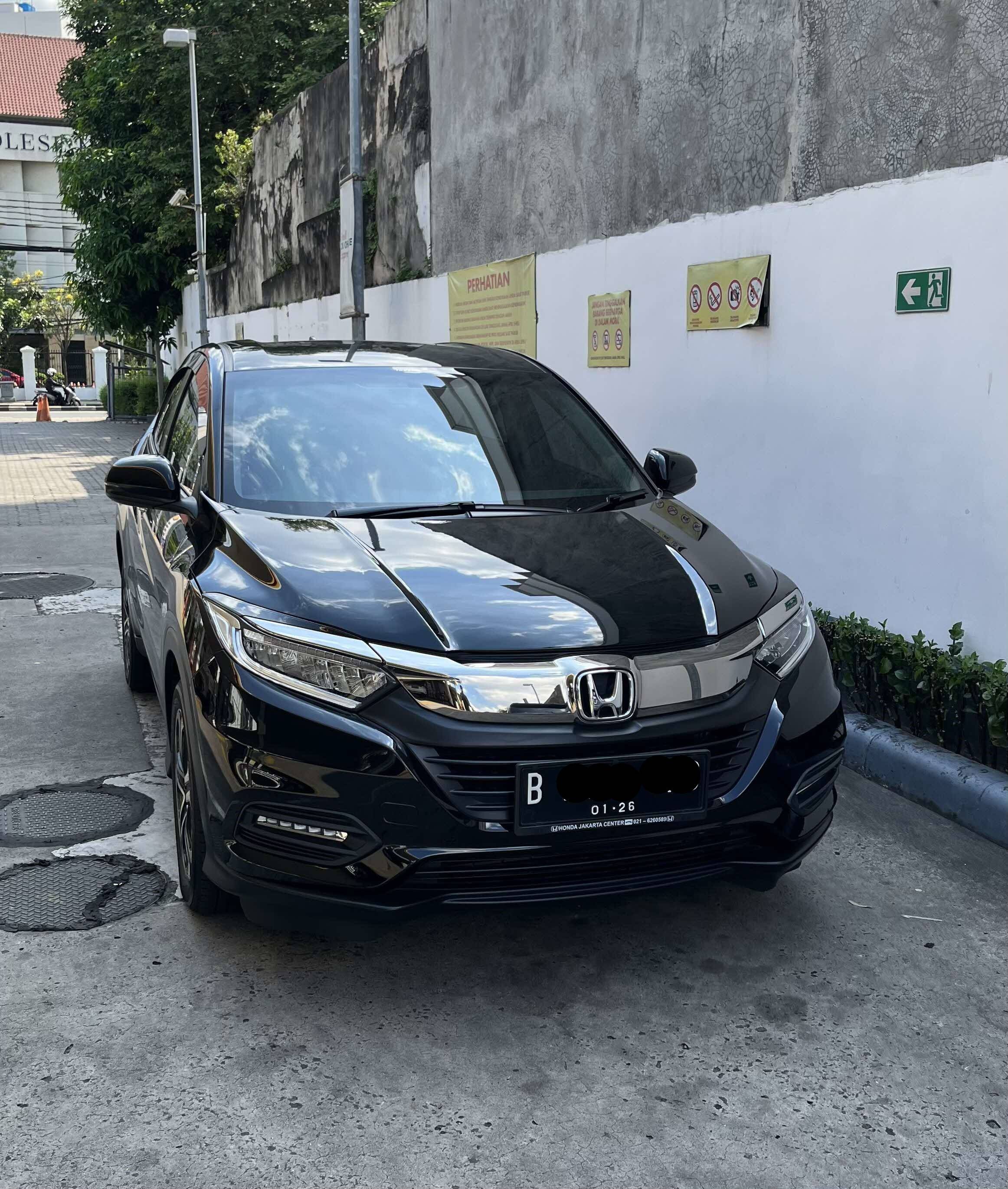 2021 Honda HRV 1.5L SE CVT Bekas 2021 Honda HRV 1.5L SE CVT Bekas