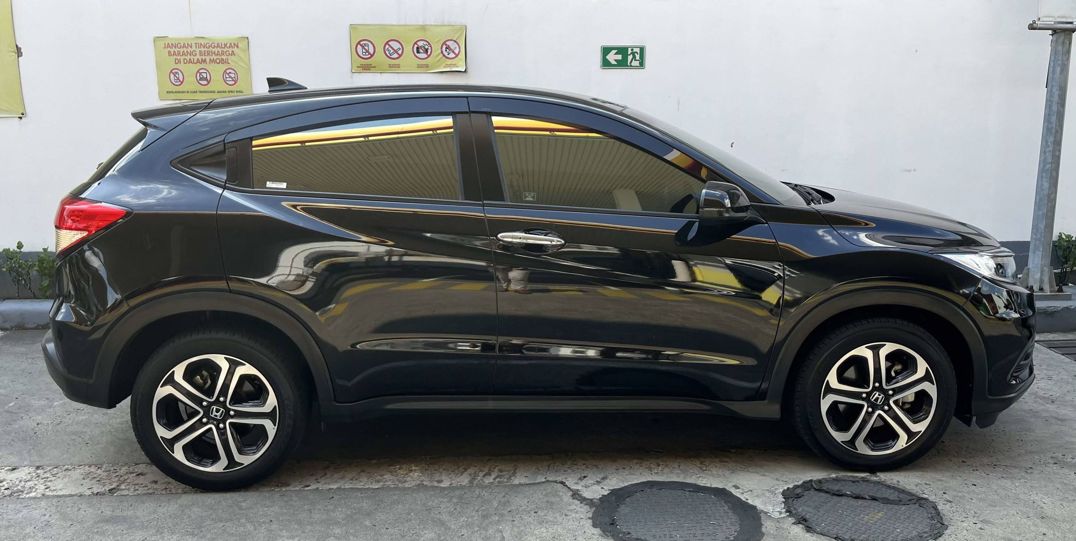 2021 Honda HRV 1.5L SE CVT 2021 Honda HRV 1.5L SE CVT